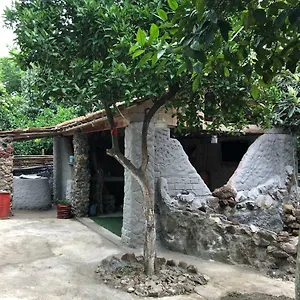 Mzeos House Гостевой дом